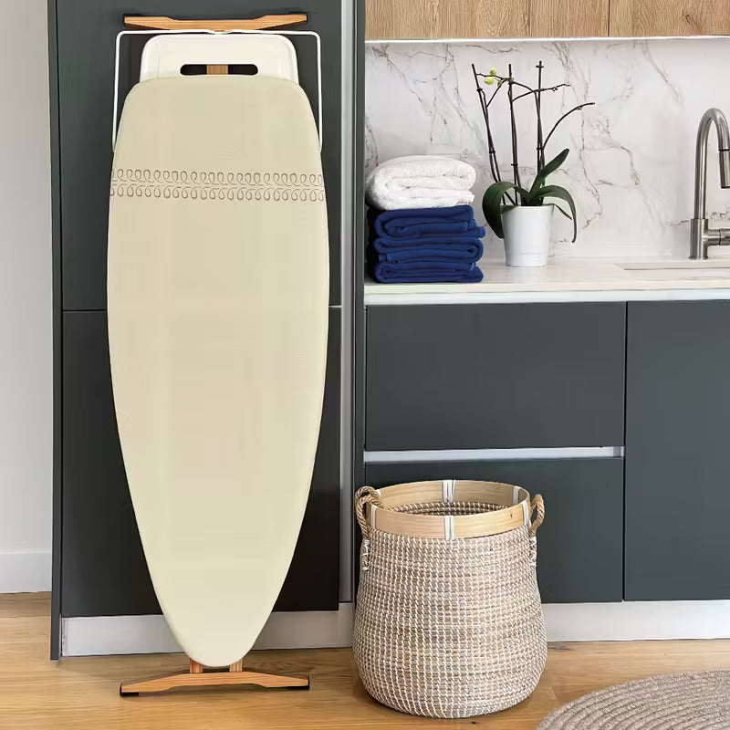 Table de repassage en bois robuste et ergonomique